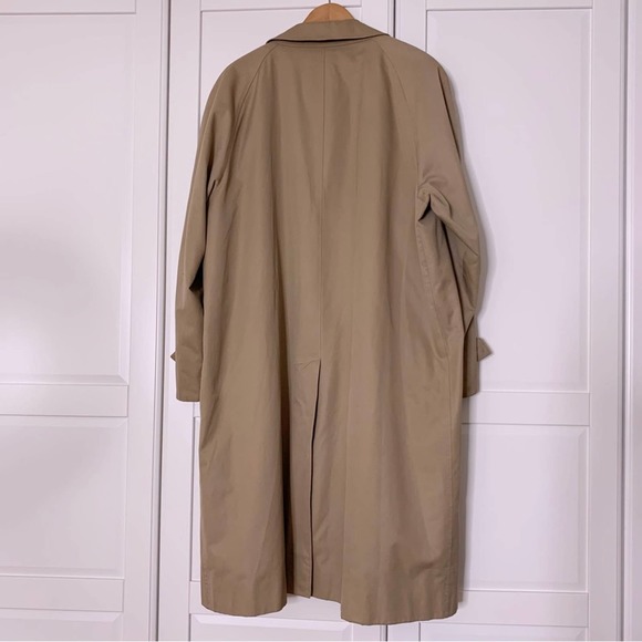 Vintage Burberry Trench Coat with Removable Wool Lining - Picture 6 of 16